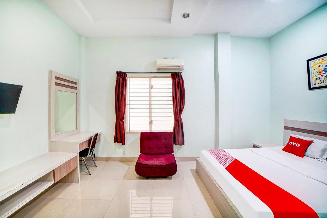 Oyo 91170 Ayahanda Residence Medan Exteriör bild