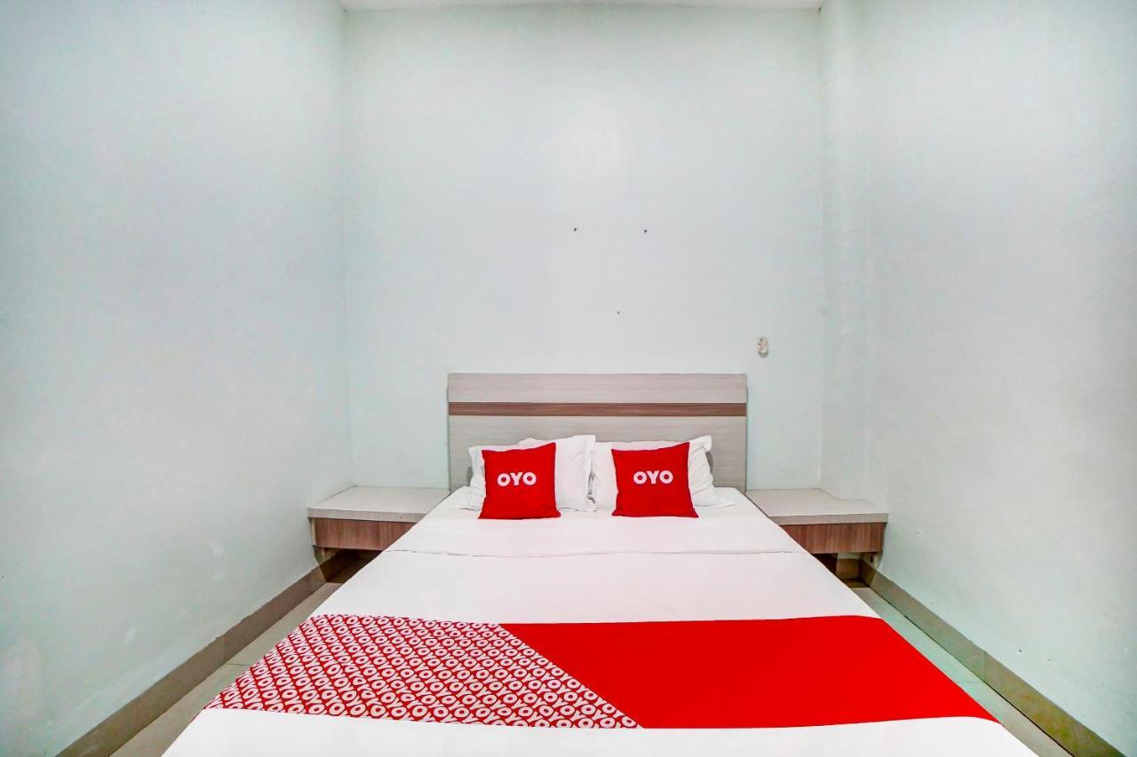 Oyo 91170 Ayahanda Residence Medan Exteriör bild